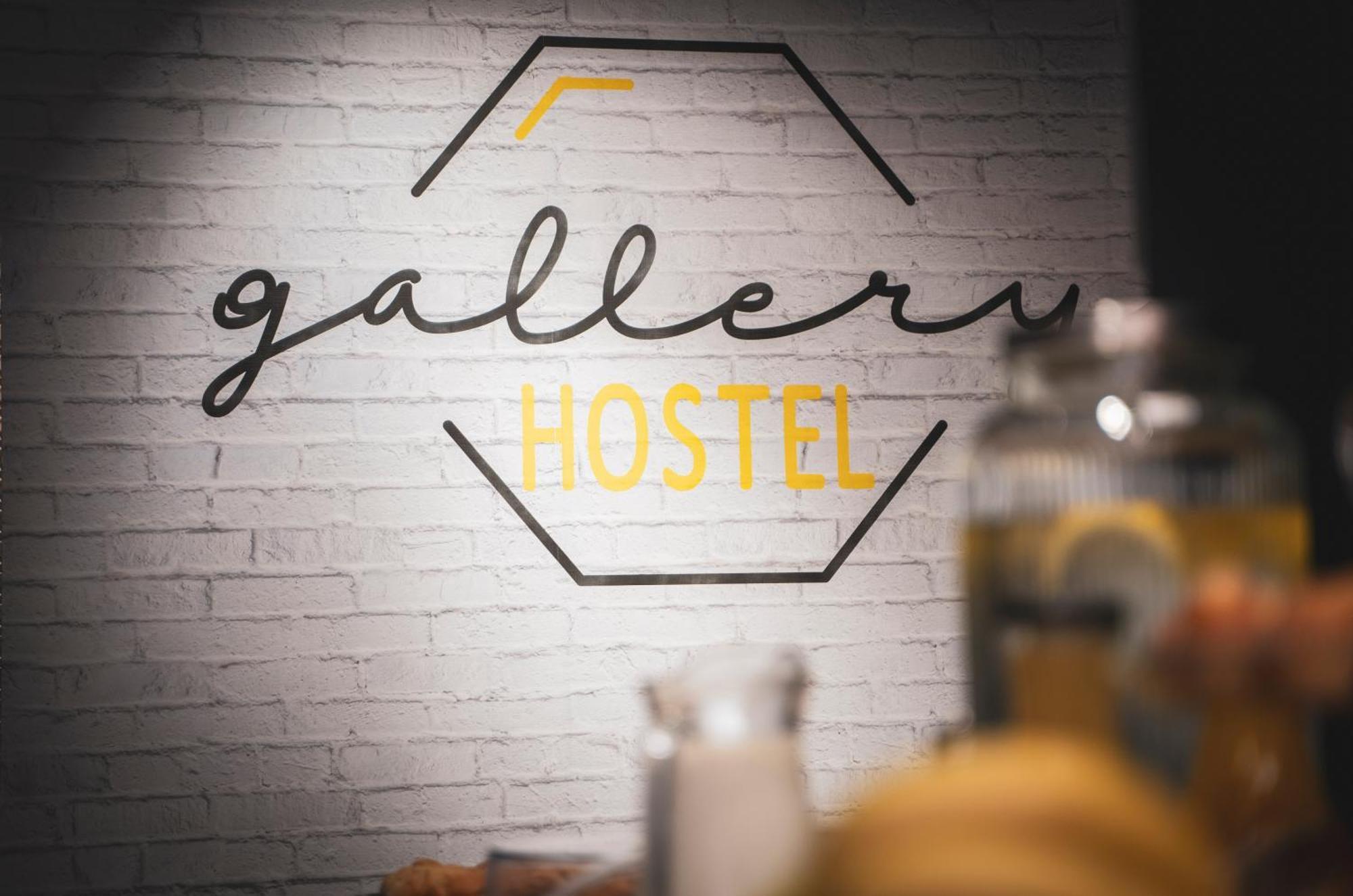 Gallery Hostel Madrid Residencia Exteriér fotografie